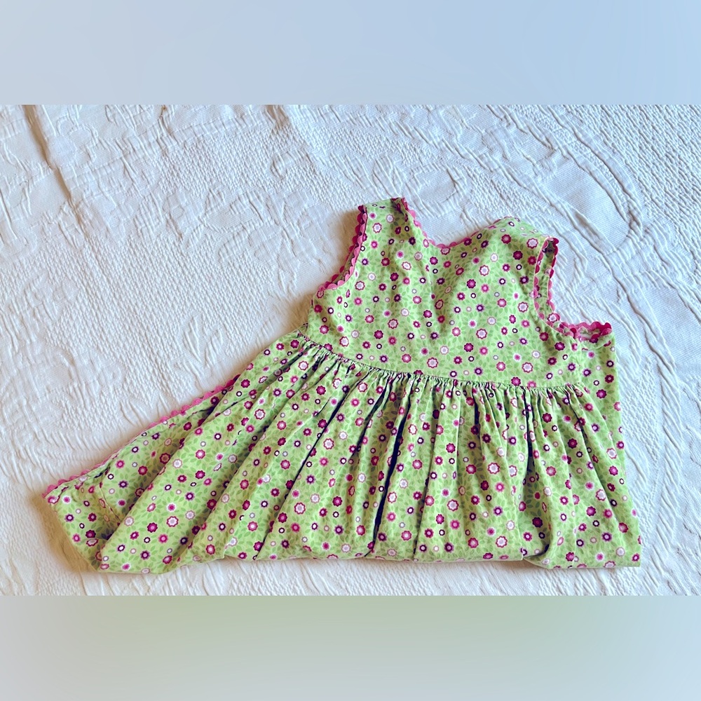 Girls dress